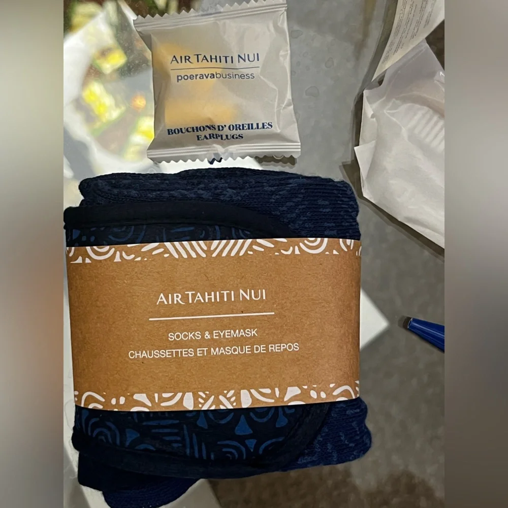 Air Tahiti Nui Business Class Amenity Kit Pouch (3) Blue And Beige